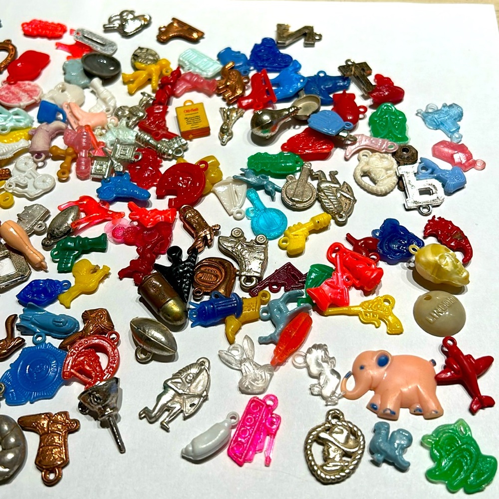 Crackerjack Charms Vintage 50+
